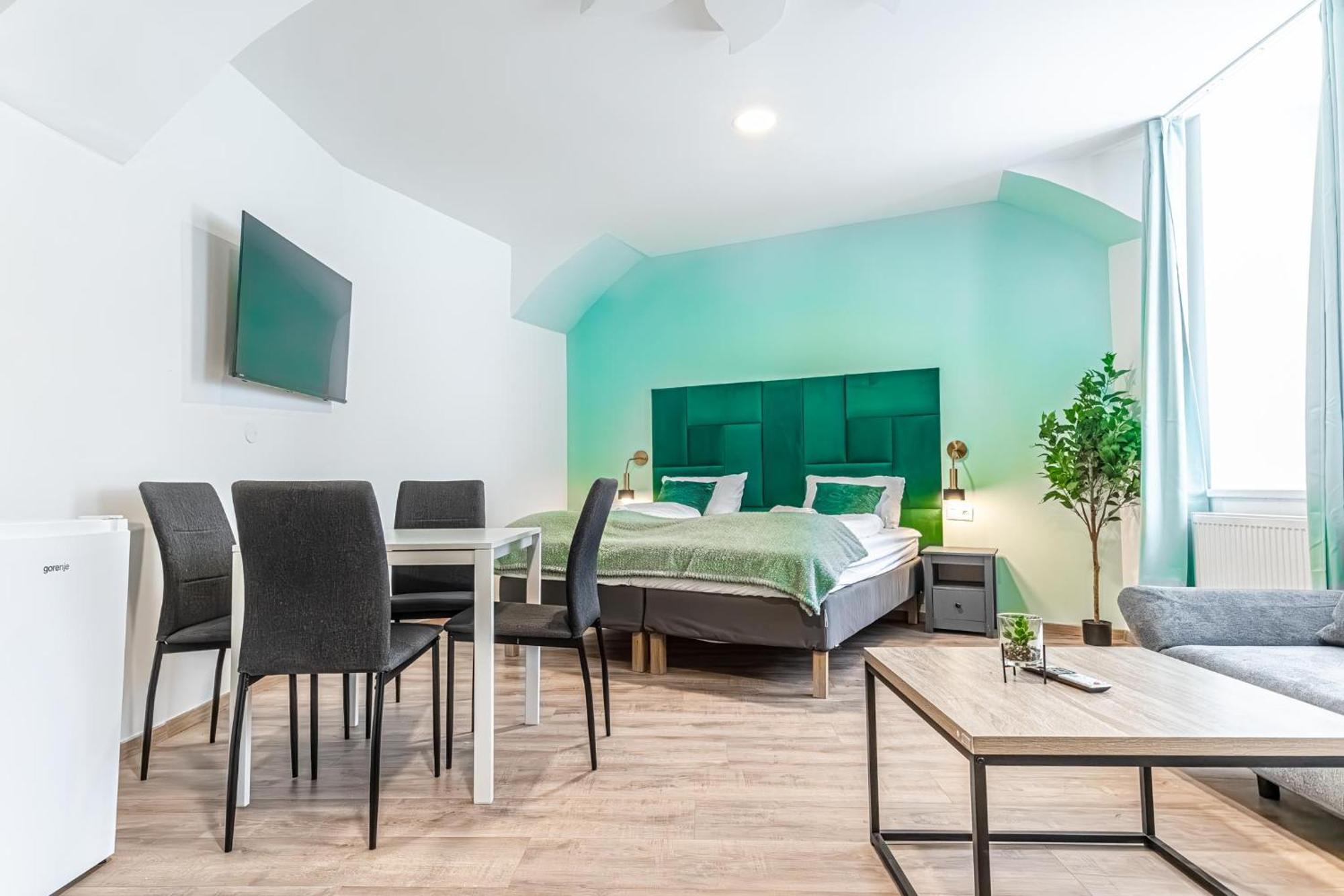 Barrier-free: 2 Neighboring Apt. Ideal For Groups Apartment Wien