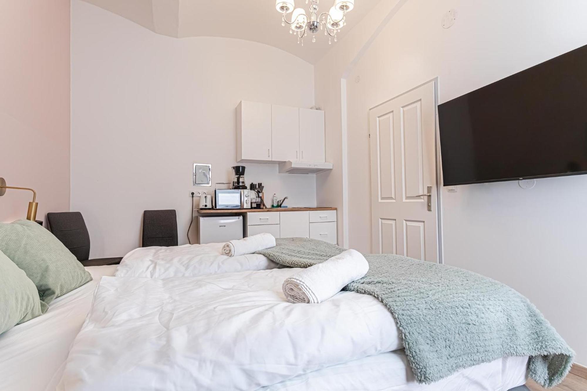 Barrier-free: 2 Neighboring Apt. Ideal For Groups Wien